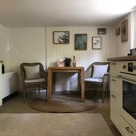 Ferienhaus Am Wald I Garten I Freisitz I Grill I Whirlpool I Kamin I Feuerschale-2